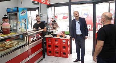Başkan Okay, Konteyner Çarşılarda Esnafla Bir Araya Geldi