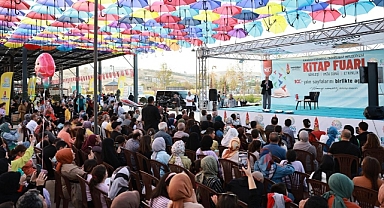 EXPO 2023 Kitap Fuarı, 475 bin kitapseveri ağırladı