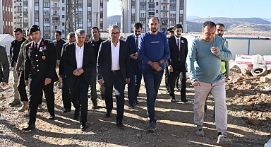 Güngör ve Ünlüer, Göksun TOKİ Konutlarında İncelemelerde Bulundu