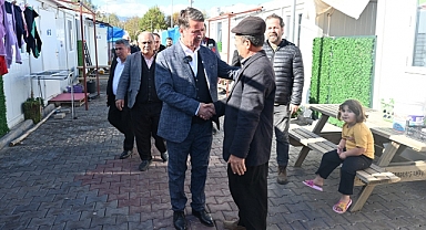 Başkan Okumuş’tan Konteynerkent’te Depremzedelere Moral Ziyareti