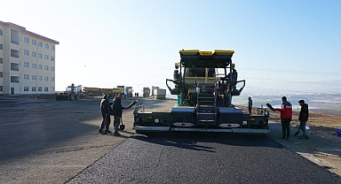 KSÜ’de Yeni Fakültelerin Yolları Asfaltlanıyor