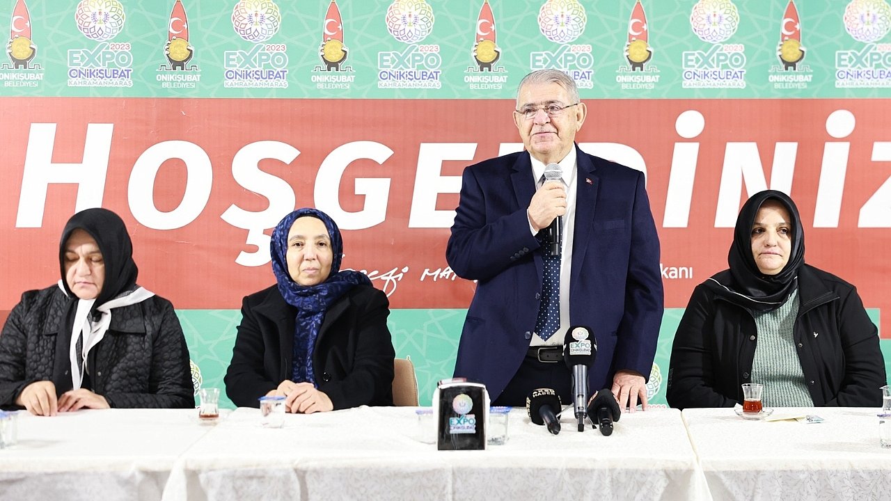 Mahçiçek, AK Partili Kadınlara 2023 yılındaki çalışmaları anlattı