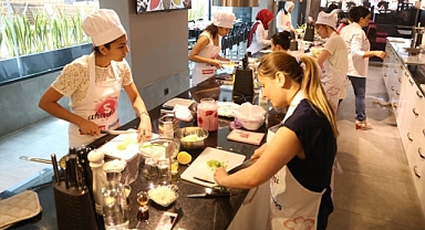 Taş: Mutfağımız hünerli kadınlarımızın elleriyle daha da zenginleşecek