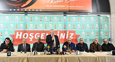 Başkan Mahçiçek, gazetecilere çalışmaları anlattı