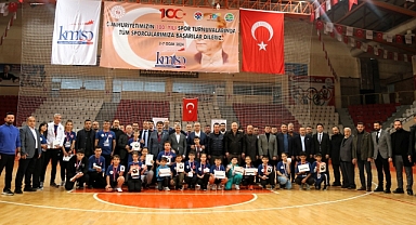 KMTSO Cumhuriyetin 100. Yılını Spor Turnuvası İle Kutladı
