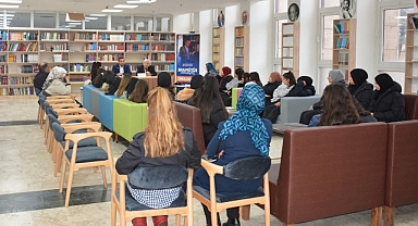 Kütüphane Söyleşileri Yeni Yılda da Okurlarla Buluşmayı Sürdürüyor