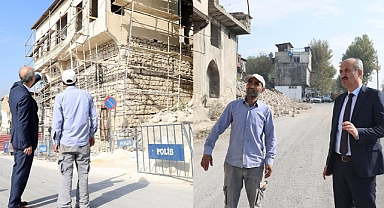 Okay: Konaklarımız Yeniden Ayağa Kalkıyor