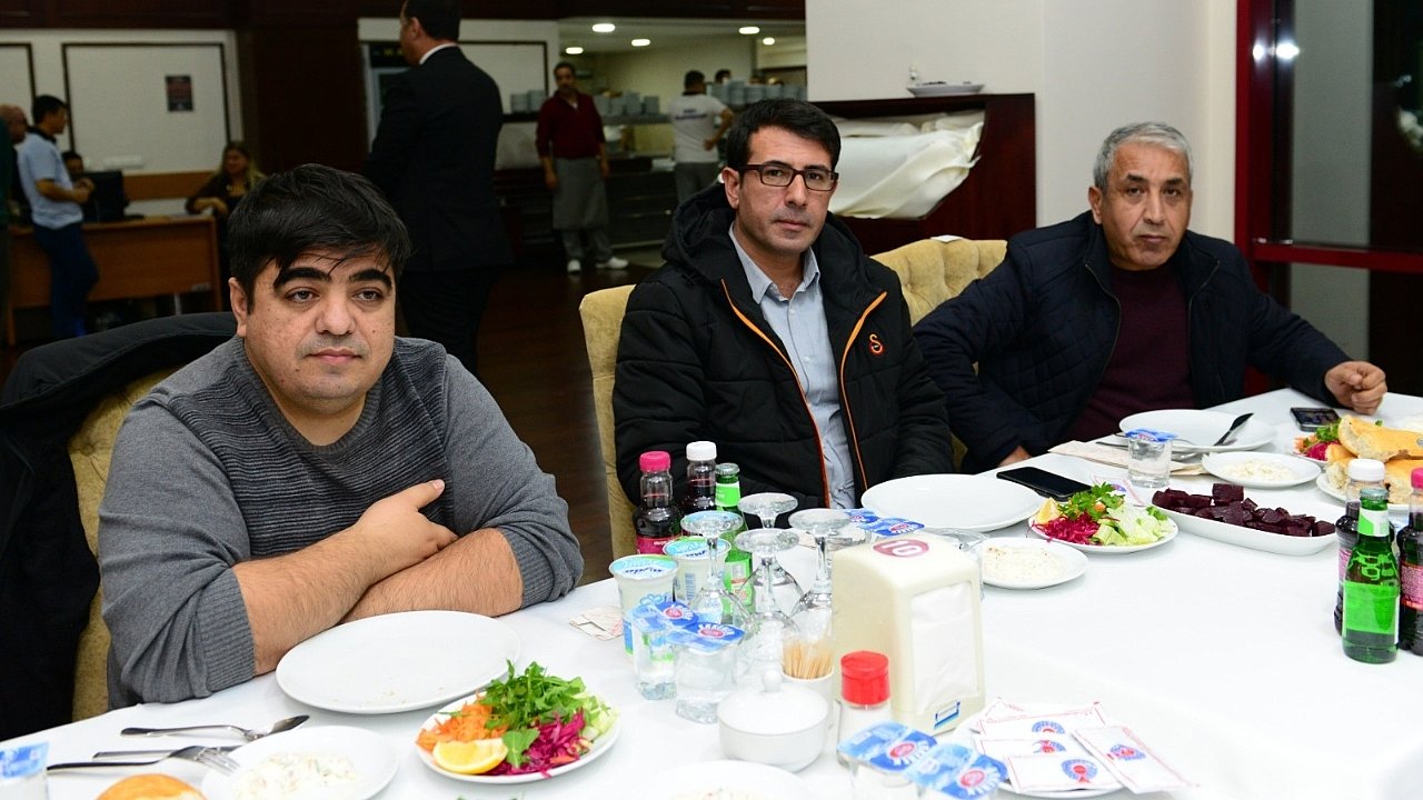 Rektör Yasım, Gazetecileri Ağırladı