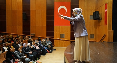 Yazar Gülcemal; “Gazze’deki Acıya Sessiz Kalmıyoruz”