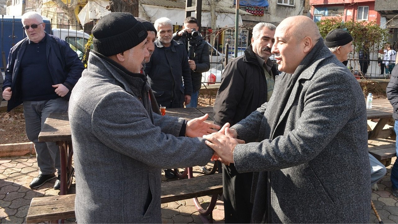 Ceyhan: Artık bayrak değişiminin zamanı gelmedi mi?