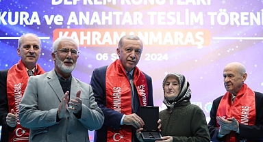 Cumhurbaşkanı Erdoğan Kahramanmaraş'ta anahtar teslim törenini gerçekleştirdi
