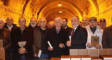 “Afşinli Şairler ve Ozanlar Antolojisi” Eshab-ı Kehf’te Tanıtıldı