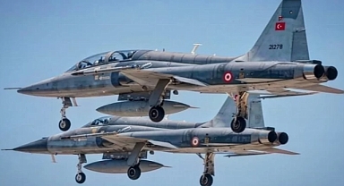 Konya’da askeri eğitim uçağı düştü!