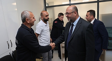 Başkan Akpınar, Güne Belediye Personeliyle Hasbihal Ederek Başladı