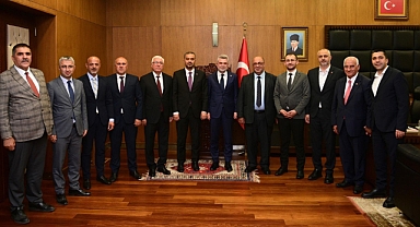 Başkan Görgel, İlçe Belediye Başkanlarıyla Bir Araya Geldi