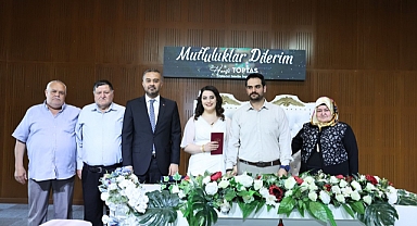 Başkan Hanifi Toptaş, ilk nikahı kıydı