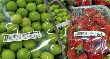 Erik ve çilek cep yakıyor!