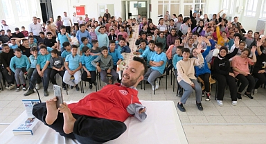 Bedensel Engelli Milli Yüzücü Yurtkölesi, Başarı Hikâyesiyle Öğrencilere İlham Oldu