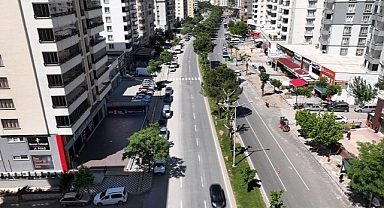 Büyükşehir Belediyesi Yaya Trafiğini İyileştirme Çalışmalarına Devam Ediyor