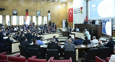 Büyükşehir’de Canlı Yayınlanan İlk Meclis Toplantısı Gerçekleştirildi