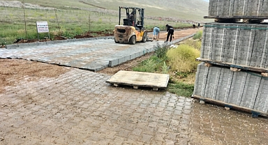 Kahramanmaraş Büyükşehir Belediyesi, Afşin Asri Mezarlığı'nı Bakıma Aldı