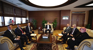 Kahramanmaraş Heyeti Ankara'da Bakan Bak ve Tunç ile Buluştu