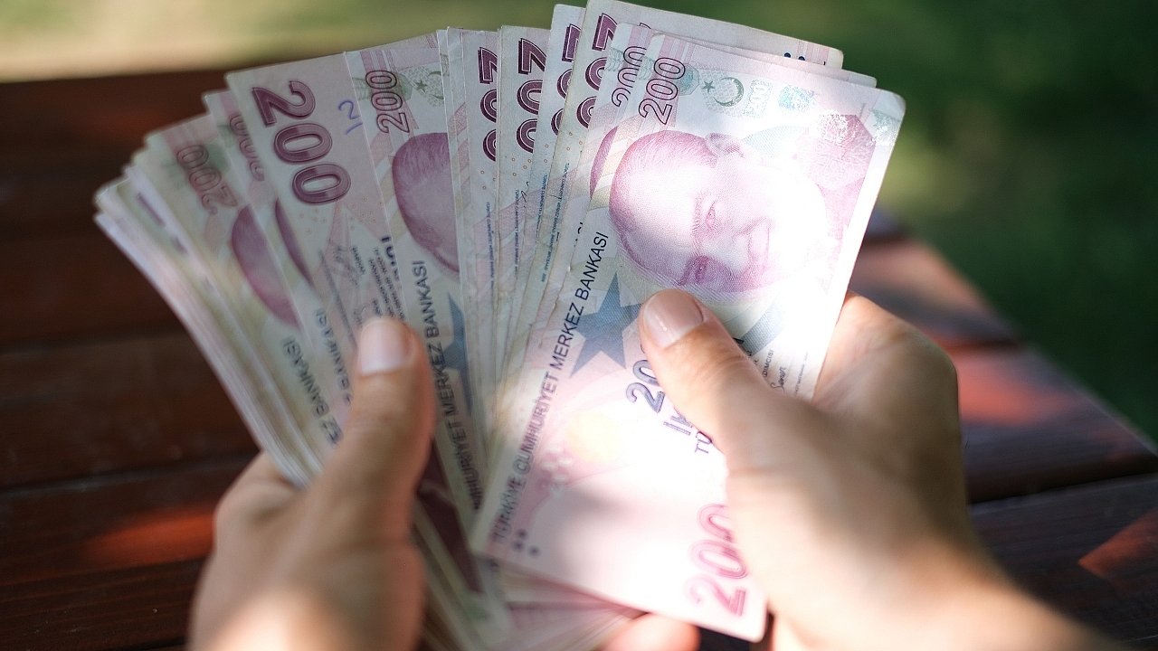 Asgari Ücrete Ara Zam İddiası: Ankara Kulisleri Hareketli