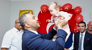 Başkan Toptaş’tan şehit Ahmet Yılmaz’ın kızı Elçin Naz’adoğum günü sürprizi