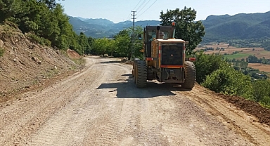Büyükşehir Belediyesi Andırın'da Yol Yatırımlarına Devam Ediyor