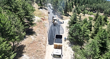 Dulkadiroğlu'nda Kırsal Mahallelerde Asfalt Çalışmaları Hız Kesmeden Devam Ediyor