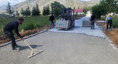 Kahramanmaraş Büyükşehir Belediyesi, Göksun'da Ulaşımı İyileştiriyor