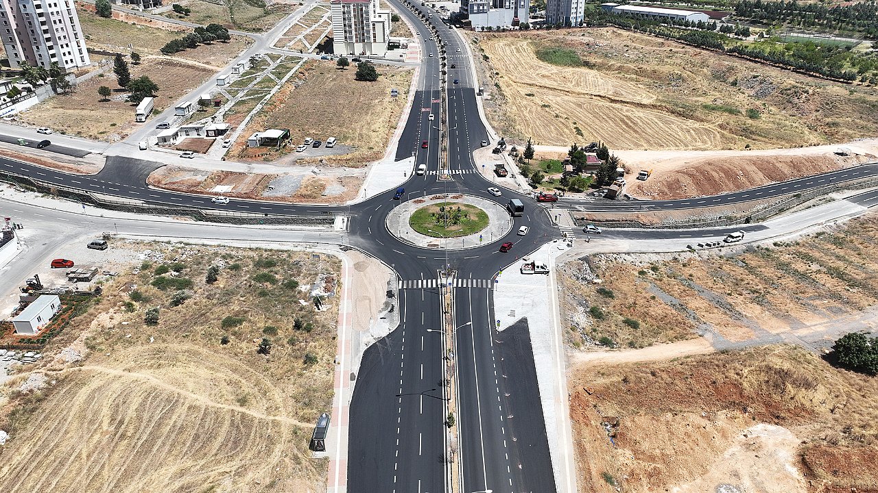 Trafik Güvenliği İçin Turgut Özal Bulvarı’na Yeni Kavşak