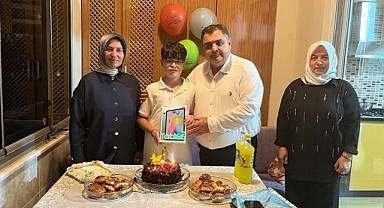 Büyükşehir’den Depremzede Enes’e Sürpriz Doğum Günü