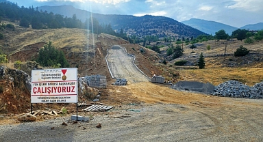 Büyükşehir, Göksun Kırsalında Ulaşım Yatırımlarını Sürdürüyor