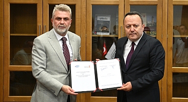 Kahramanmaraş’taki 141 Bin Emekli İçin İmzalar Atıldı