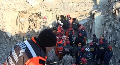 Pınar Apartmanı'nın Müteahhidi: Yöneticiler İnşaatın Yapımında Sorumlu Değildir