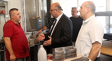 Akpınar: Esnaf Kan Ağlarken Biz Gülemeyiz