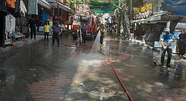 Büyükşehir Belediyesi, Ilıca’da Kapsamlı Temizlik Çalışması Gerçekleştirdi