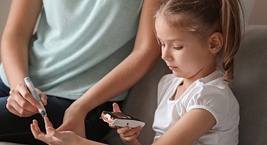 Çocuklarda Diyabet Tehdidi: Her Gün Bir Çocuğa Diyabet Tanısı Konuluyor