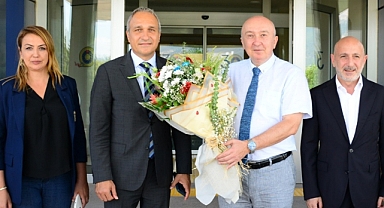 Cumhuriyet Halk Partisi Heyeti, KSÜ Rektörü Prof. Dr. Yasım'ı Ziyaret Etti