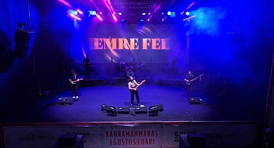 Geleneksel Ağustos Fuarı'nda Emre Fel Rüzgarı