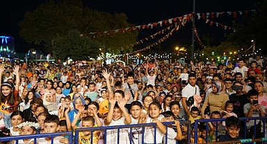 Geleneksel Ağustos Fuarı, Ziyaretçi Akınına Uğruyor