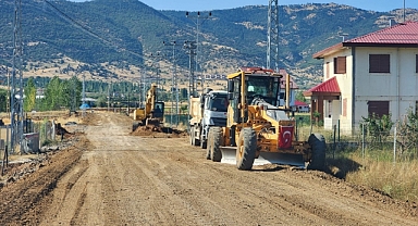 Göksun’da Ulaşım Konforu Artıyor: Hacıömer – Temurağa Grup Yolu Genişletiliyor