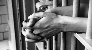 Kahramanmaraş’ta cinsel saldırı ve uyuşturucu ticaretinden aranan 2 Kişi Yakalandı