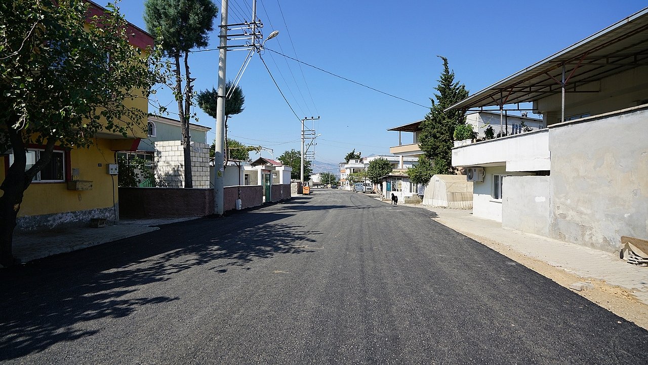 Kazım Karabekir Mahallesi’nin Ana Caddesi 8 Milyon TL’lik Yatırımla Yenilendi