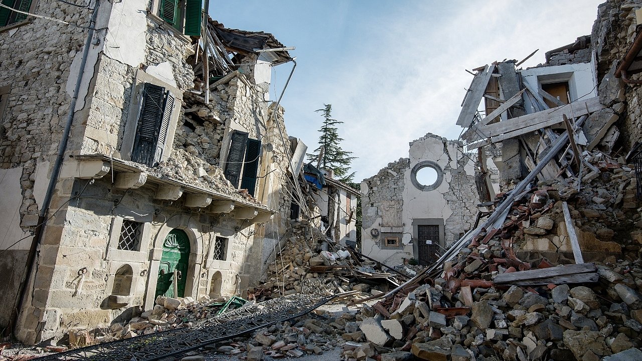 Son 25 yılda meydana gelen depremlerde 1 milyondan fazla yapı hasar gördü