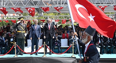 Zafer Bayramı’nın 102. Yıl Dönümü Kahramanmaraş’ta Büyük Bir Coşkuyla Kutlandı