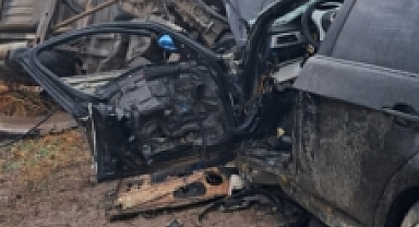 2 kardeş trafik kazasında hayatını kaybetti!