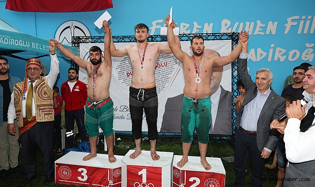 28. Geleneksel Bertiz Boyalı Güreş Festivali Yoğun İlgi Gördü