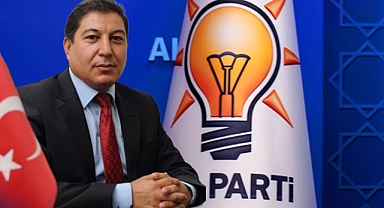 Ak Parti Türkoğlu'nda Bayrak Değişimi! Şen, Yeniden Başkan!